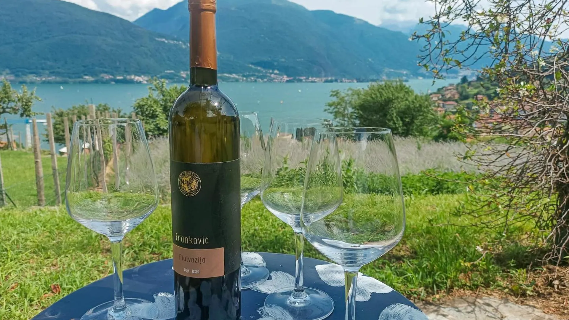 Tre Terre Ferienwohnung Pianello Del Lario Дом отдыха